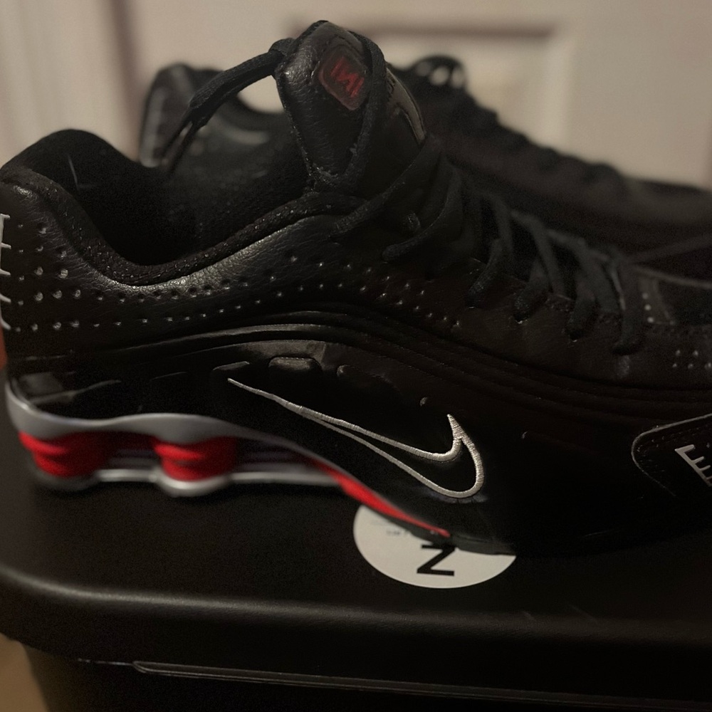 Nike Classic Black Athletic Shoes